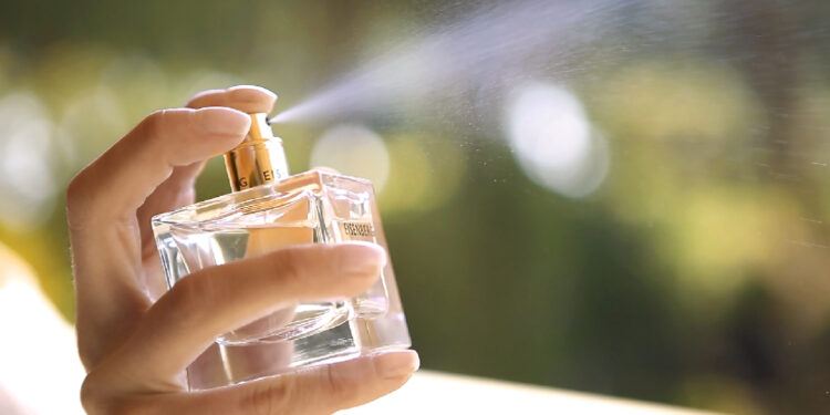10 Perfume Mistakes You Are Making, But Shouldn't