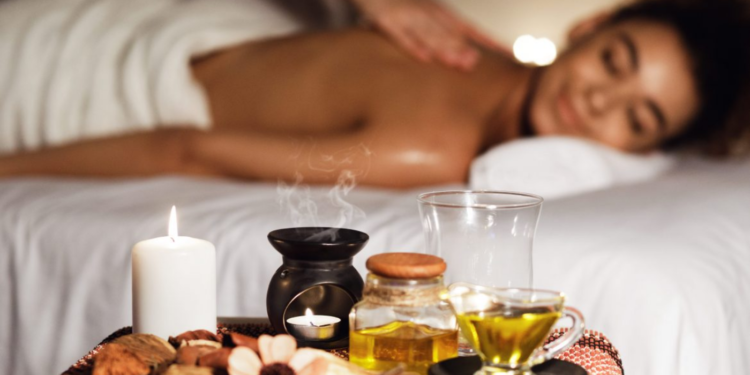 The-Benefits-of-Aromatherapy-Utilizing-Fragrances-for-Physical-and-Mental-Health.-Aromazine