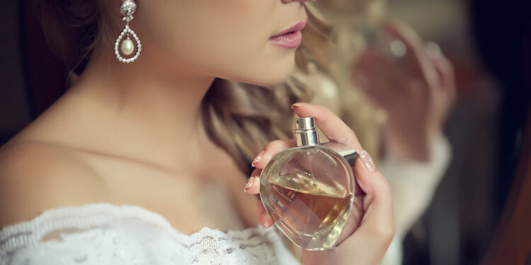 Fragrances That Make Women Feel Beautiful